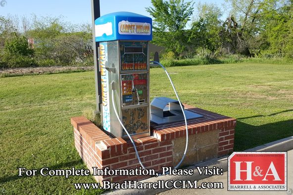 Rocket Carwash: 100 Baker Ln, Robinson, TX 76706